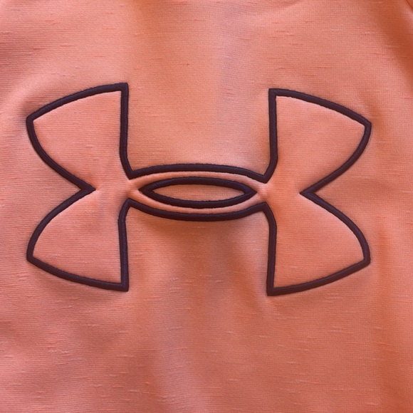 Under Armour Women’s Small Pullover - Picture 2 of 3